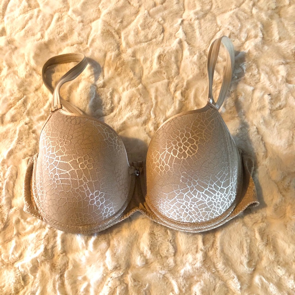 Chantelle 34D C Magnifique Bra